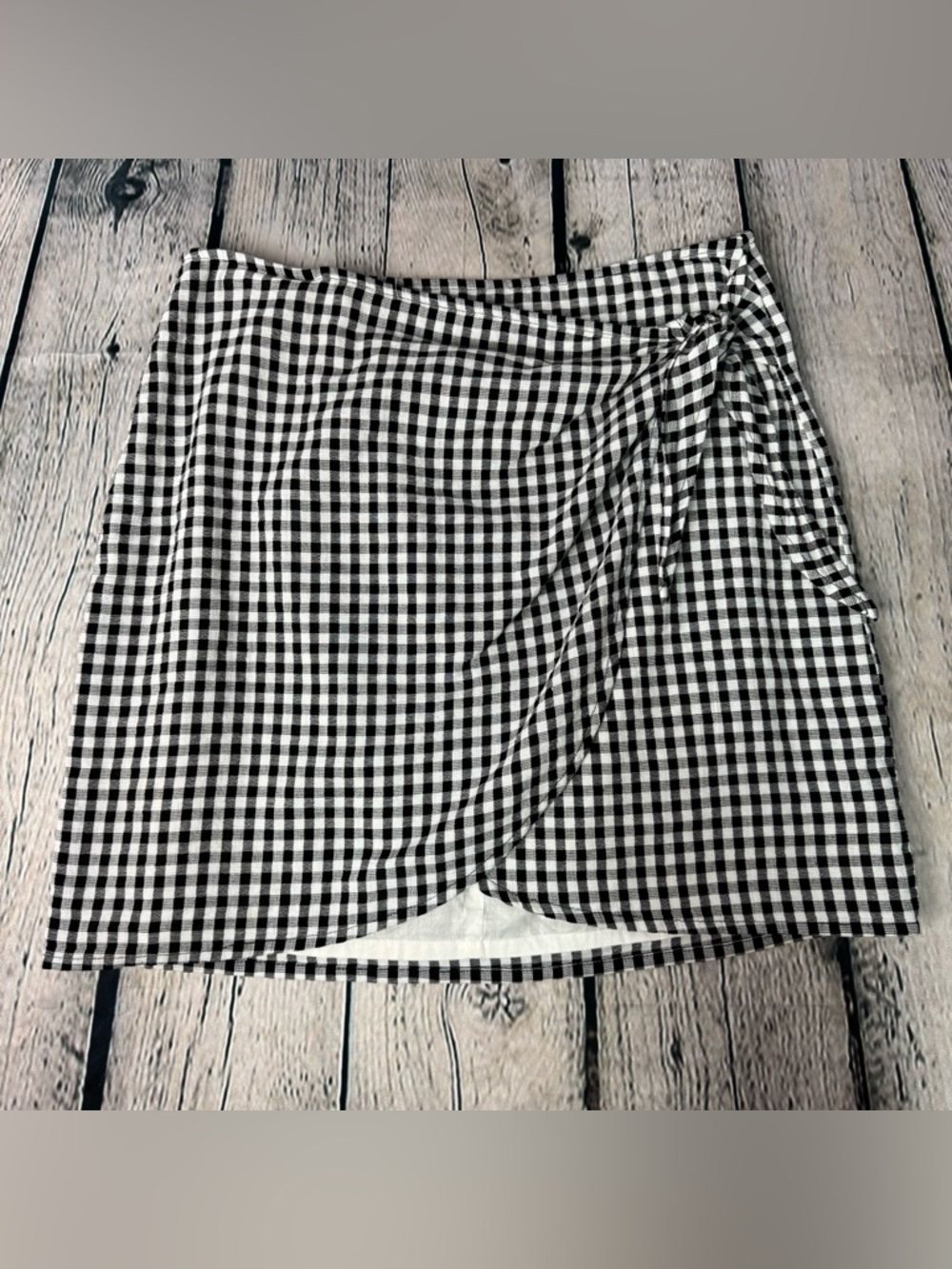 Madewell Black and White Gingham Plaid Wrap Style Mini Skirt 100% Cotton Size 2